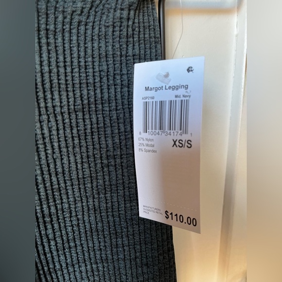 NWT Bandier Avocado Margot Melange Legging XS/S Midnight Navy - Picture 4 of 6